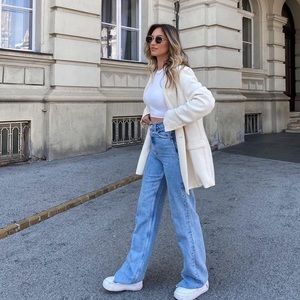 𝗡𝗪𝗧 𝗭𝗮𝗿𝗮 • High Neck Cropped Top